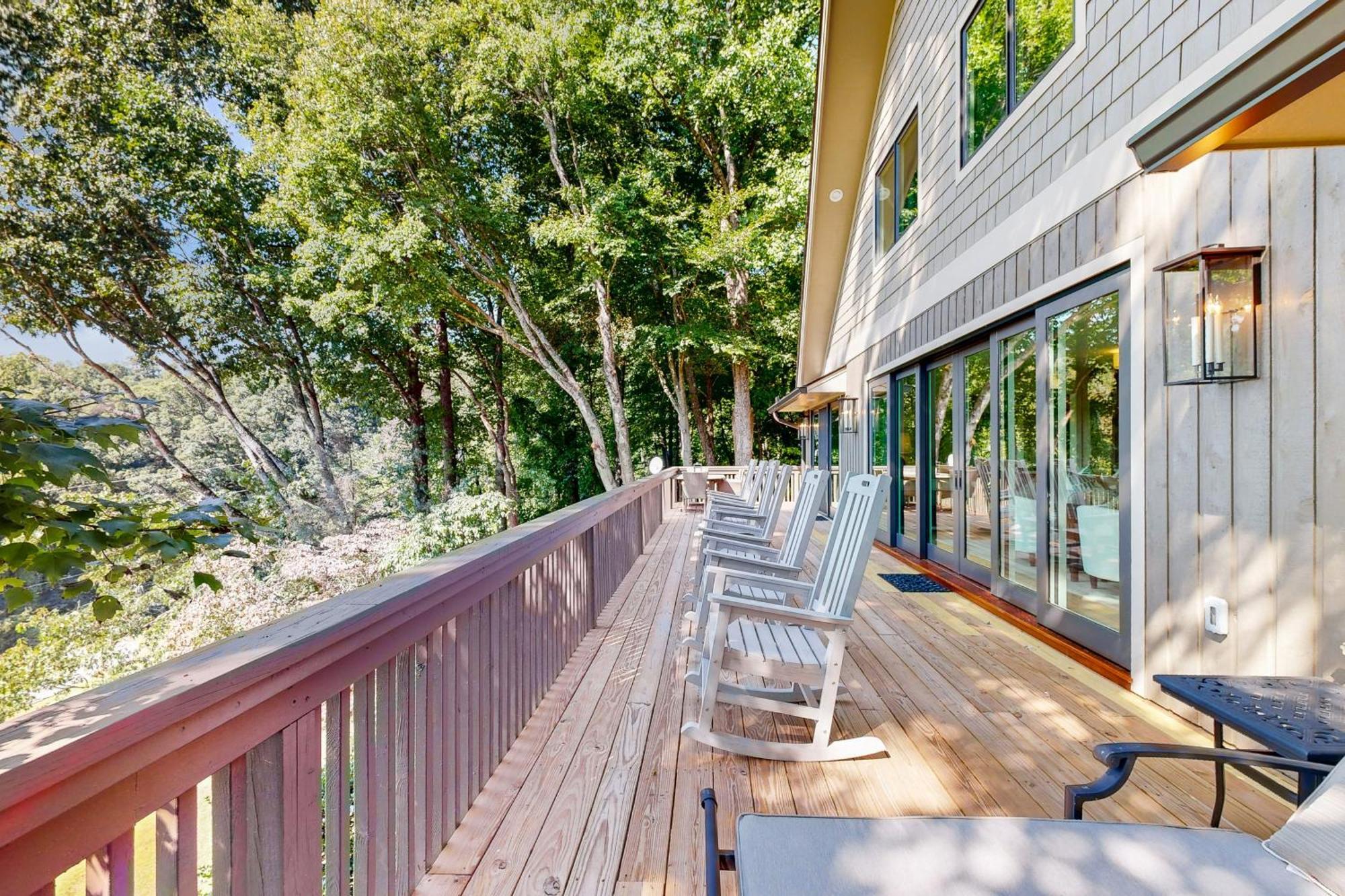 Valley View Lodge At Camp Rockmont Black Mountain Exterior photo